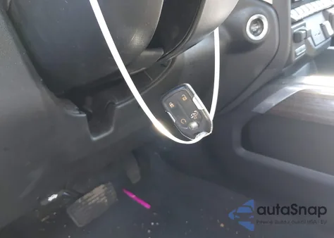 2021 Chevrolet Silverado 1500 4Wd Short Bed Rst from USA, damaged, VIN 1GCUYEEL8MZ310389